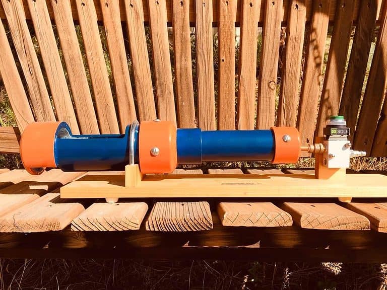 Homemade Pneumatic Can Crusher Project) Gizmo Plans