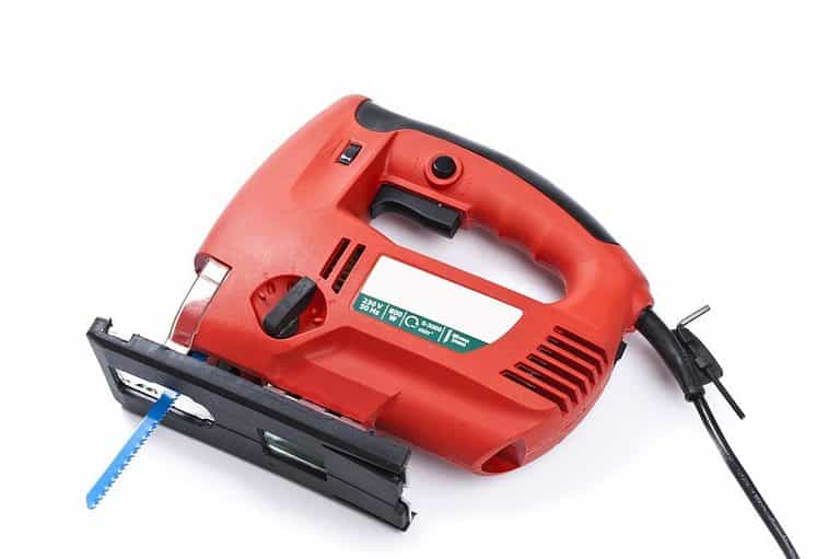 What Is The Best Saw For Cutting Shapes Out of Wood